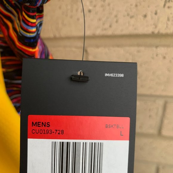 Nike Brooklyn Nets Biggie Bed-Stuy Jersey - Yellow - Picture 9 of 12